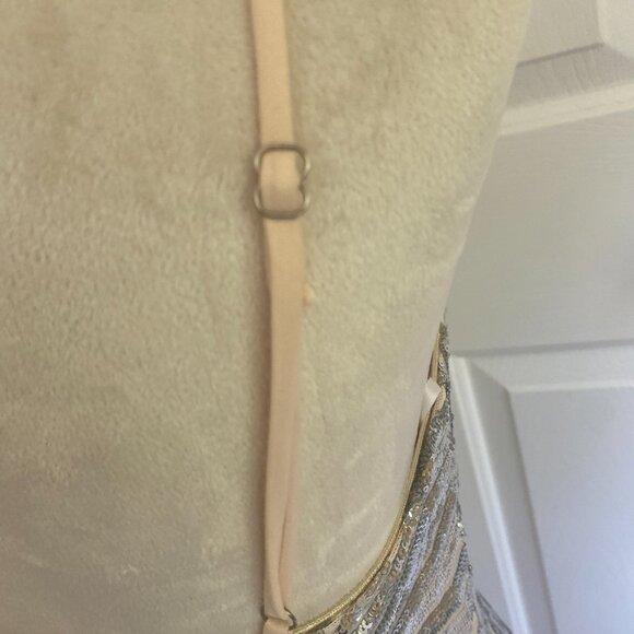 LULUS Lost In Your Eyes Silver Sequin Bodycon sz M. - Picture 6 of 10